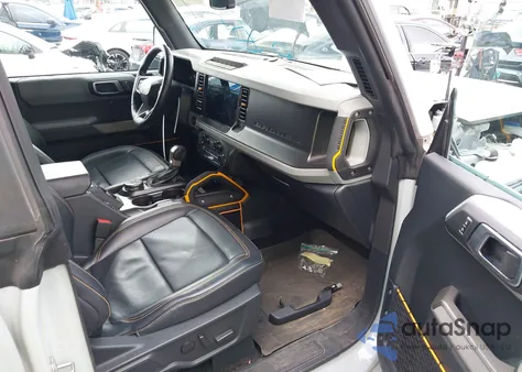 2023 Ford Bronco Badlands z USA, uszkodzony, nr VIN 1FMEE5DP0PLA97359